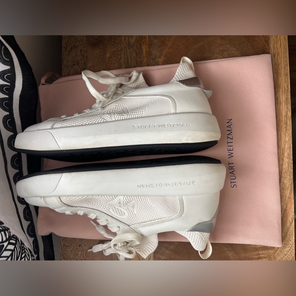 NEW STUART WEITZMAN White Sneakers. - Picture 5 of 6